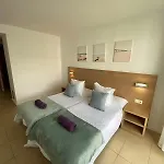Appartamento Ikebana - Modern With Parking & Swimming Pool
