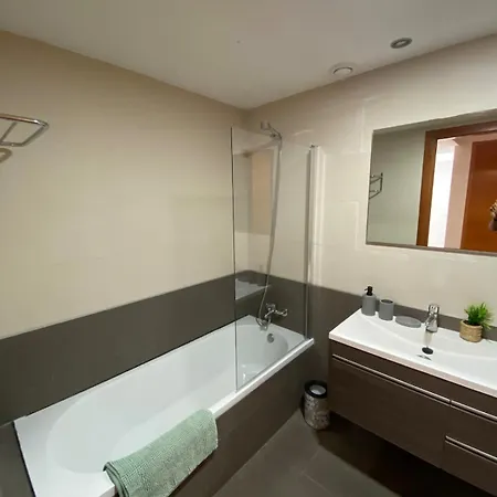 Ikebana - Modern With Parking & Swimming Pool Lloret de Mar